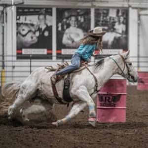 Meet your Posher, Olivia